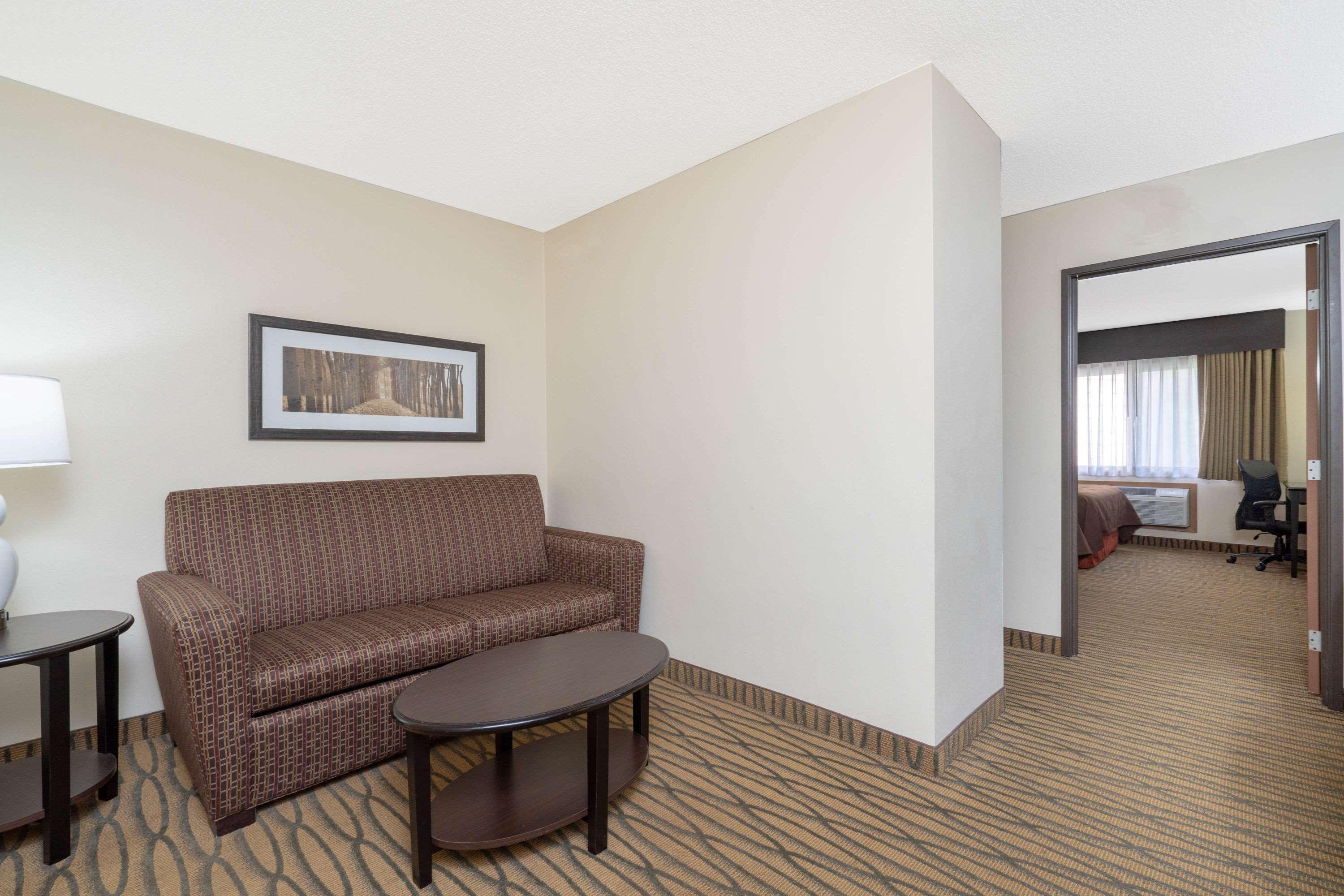 Americinn By Wyndham Rogers Esterno foto