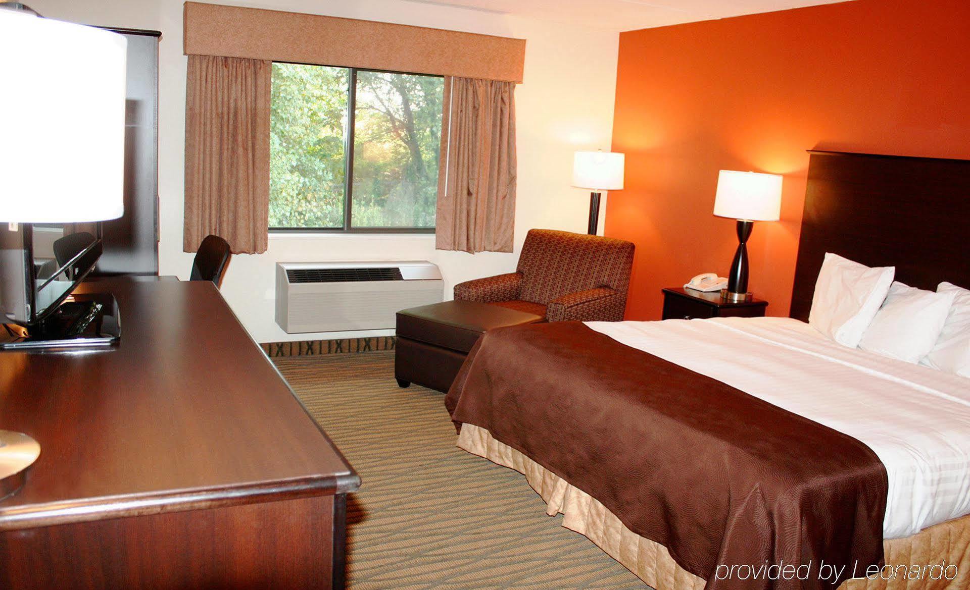 Americinn By Wyndham Rogers Esterno foto